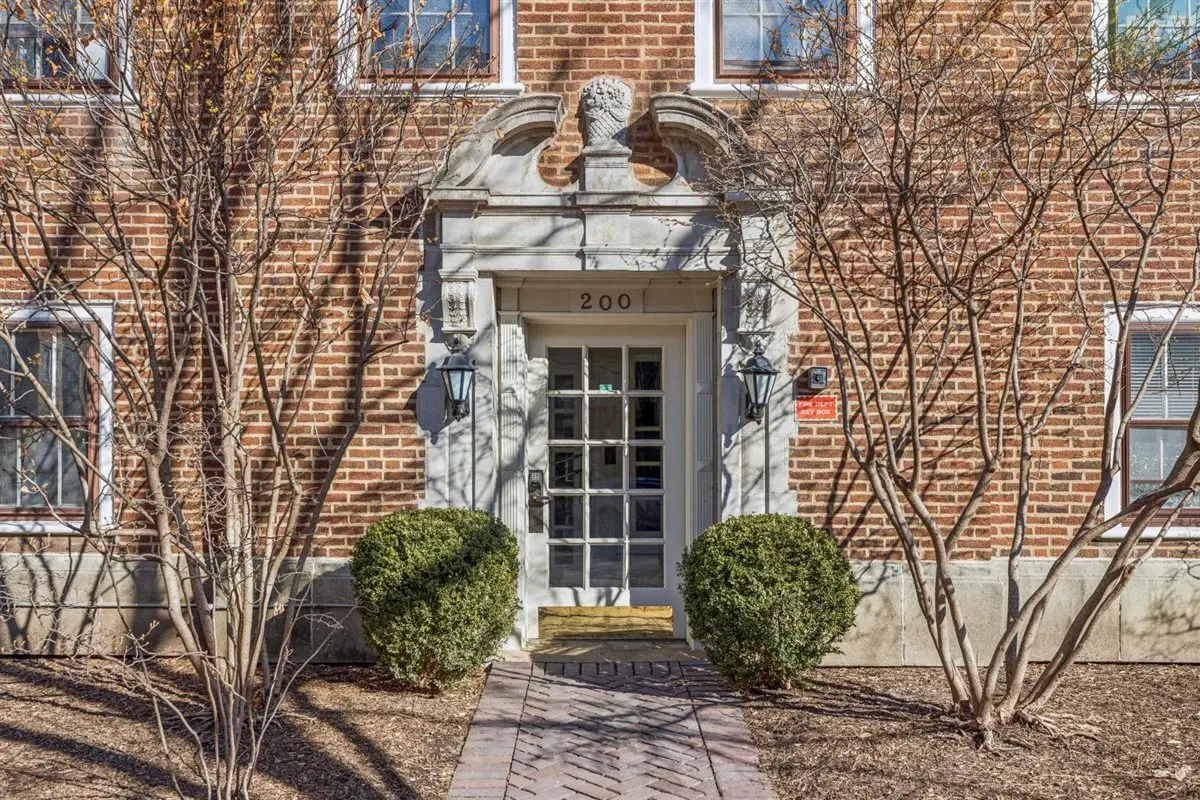 200 S Maple Avenue #12, Oak Park, IL 60302 - #1