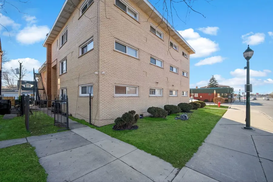 8701 S Sacramento Avenue #2SE, Evergreen Park, IL 60805 - #3