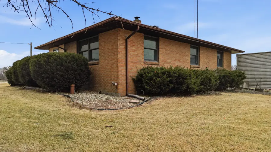 34078 1800 North Avenue, Arlington, IL 61312 - #3