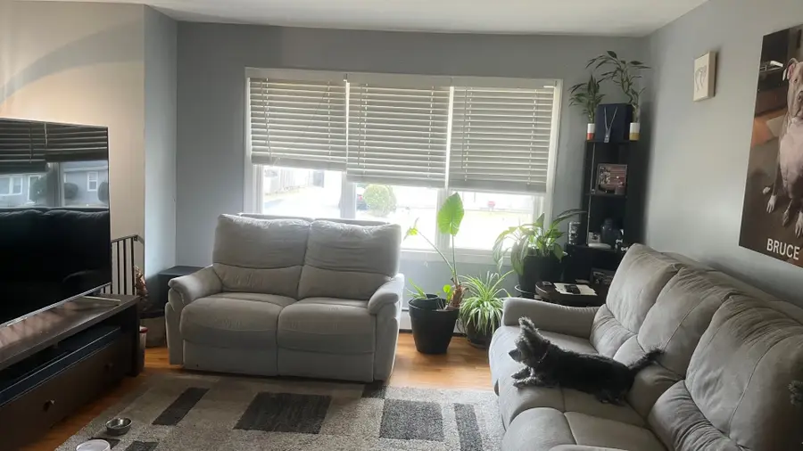 Address Withheld By Seller, Aurora, IL 60505 - #3