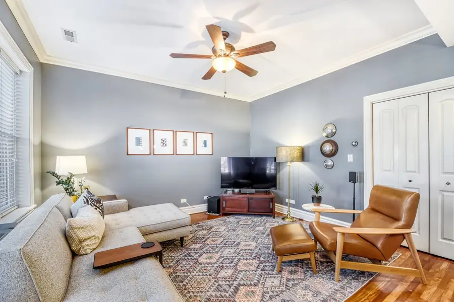 6206 N Lakewood Avenue #2, Chicago, IL 60660 - #3