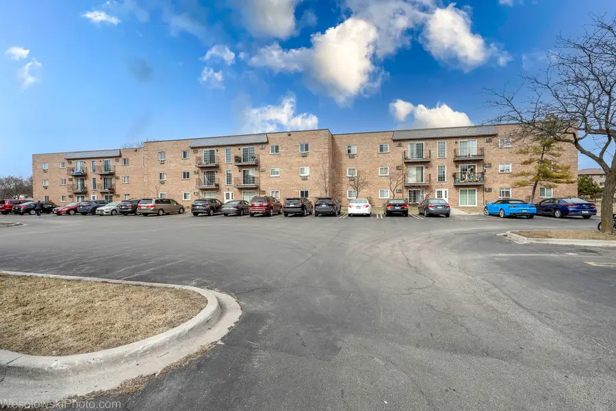 Address Withheld By Seller, Carol Stream, IL 60188 - #2