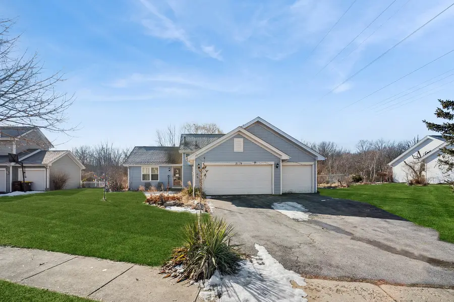 2119 Wynnwood Drive, Belvidere, IL 61008 - #2
