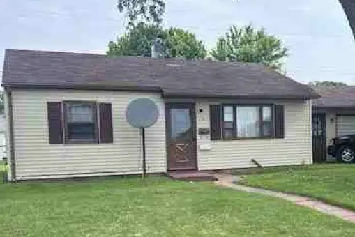 130 Windsor Circle, Burlington, IA 52601 - #1