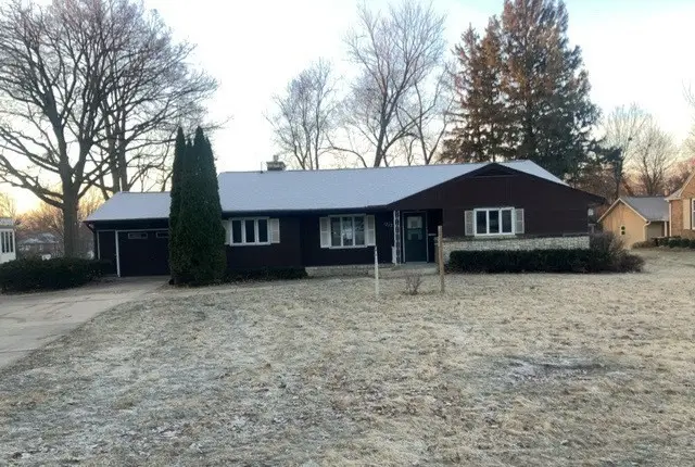 1317 W Stephenson Street, Freeport, IL 61032 - #1