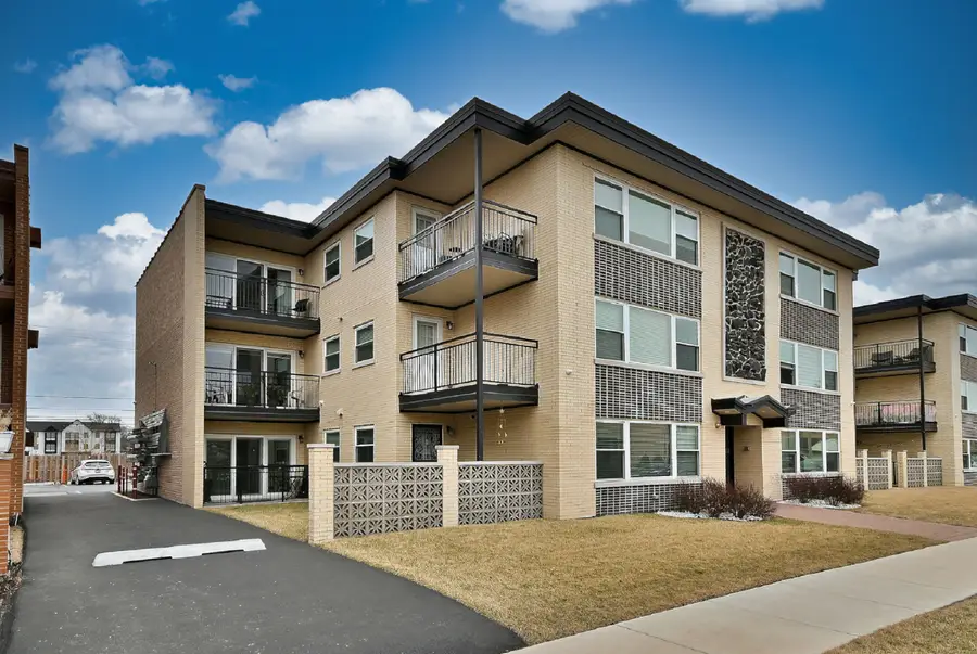 3045 N Paris Avenue #203, River Grove, IL 60171 - #2