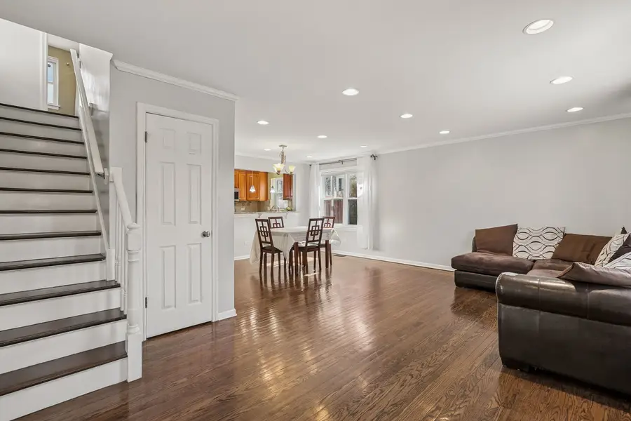 213 S Dryden Place, Arlington Heights, IL 60004 - #2