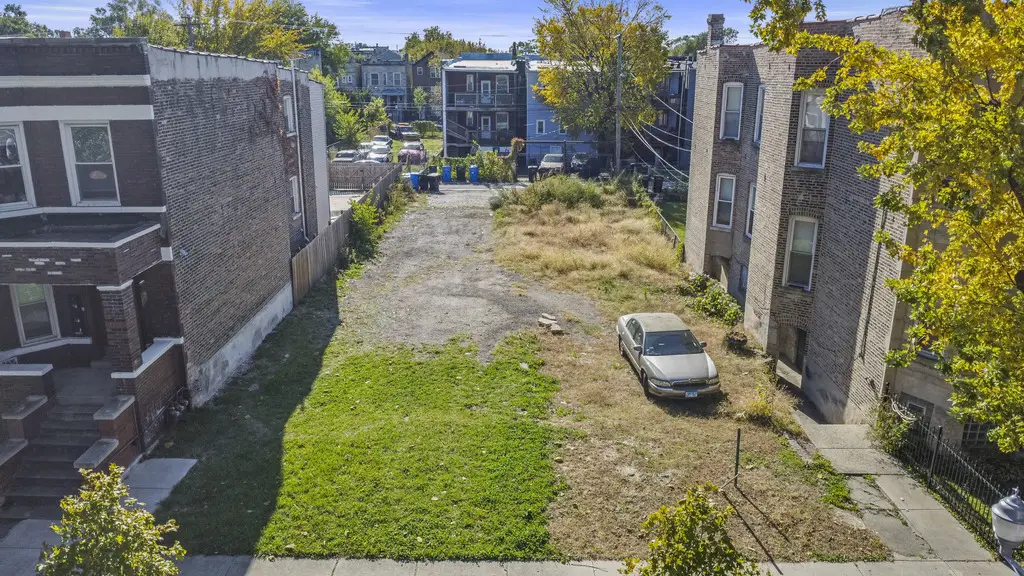 3119 W Flournoy Street, Chicago, IL 60612 - #1