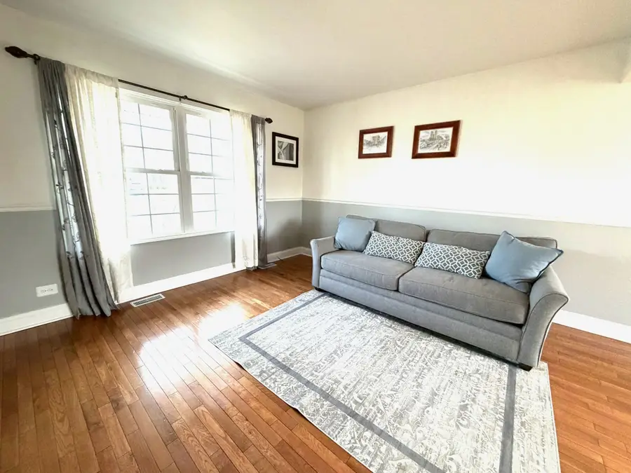 Address Withheld By Seller, Algonquin, IL 60102 - #3