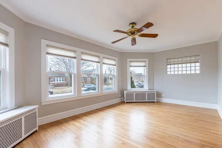 2821 N Menard Avenue, Chicago, IL 60634 - #3