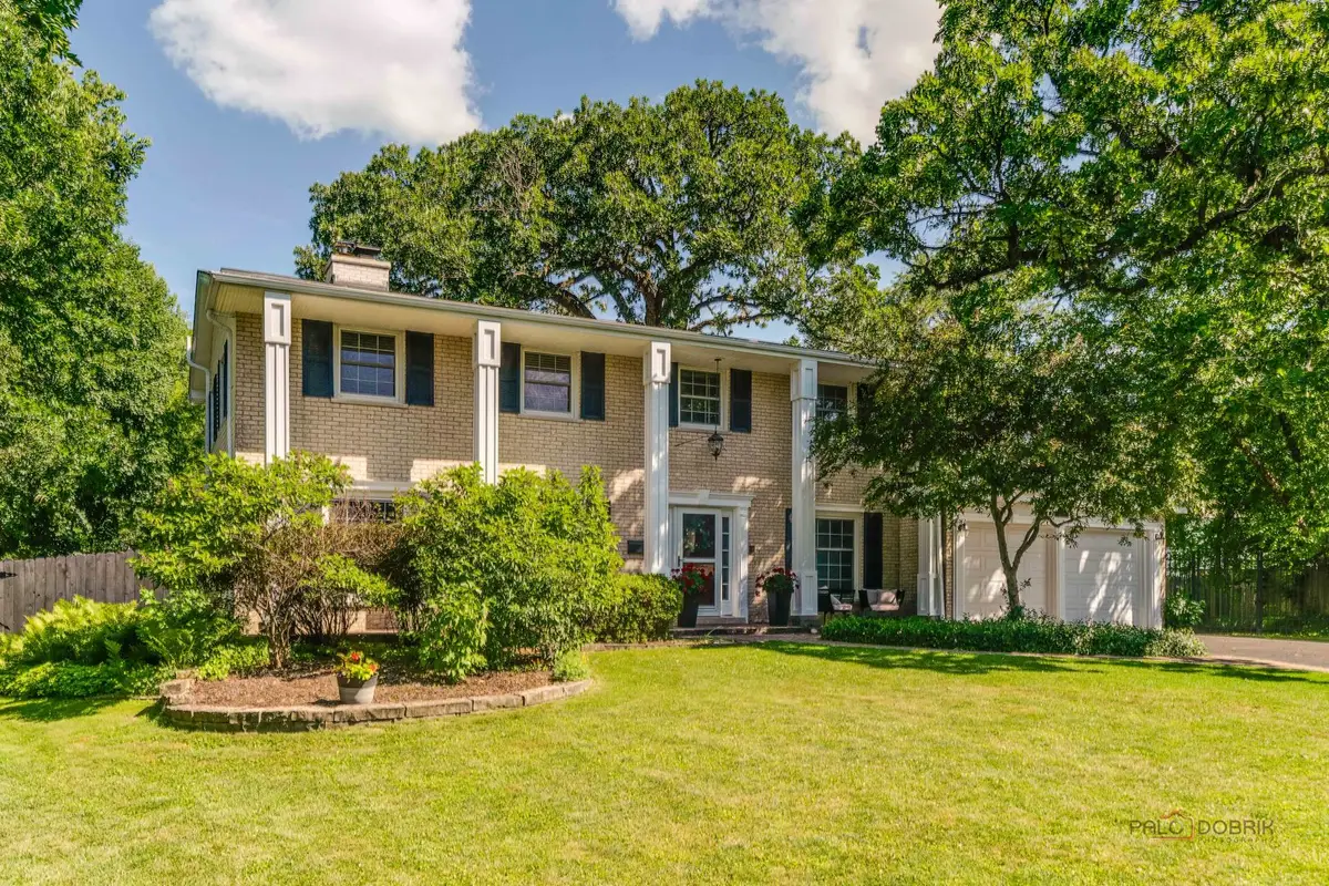 182 Blueberry Road, Libertyville, IL 60048 - #1