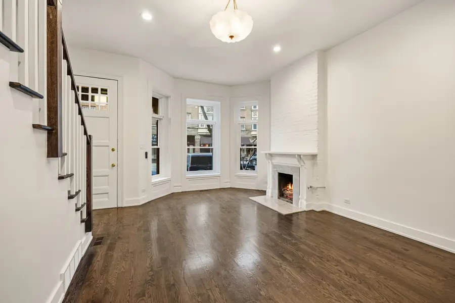 2107 N Clark Street, Chicago, IL 60614 - #2