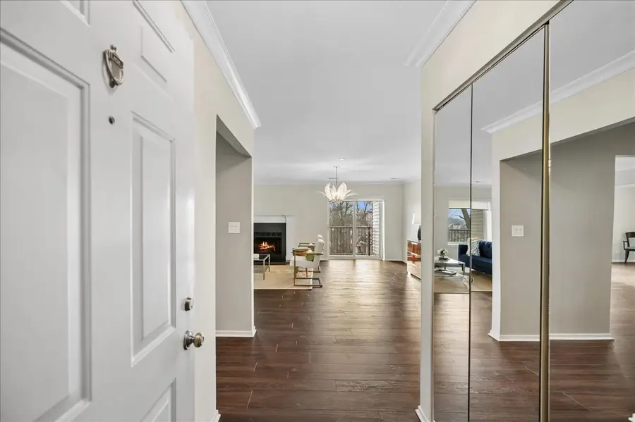 3030 Pheasant Creek Drive #402, Northbrook, IL 60062 - #2