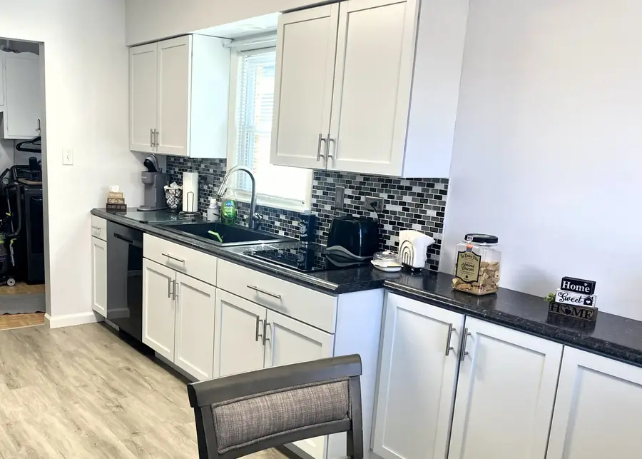 8617 Major Avenue, Burbank, IL 60459 - #3