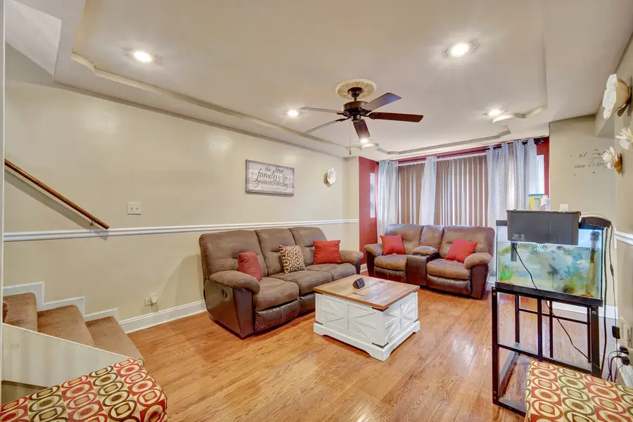 7139 S Kedzie Avenue, Chicago, IL 60629 - #2