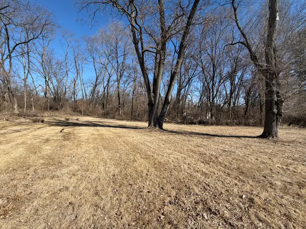 601 May Street, Le Claire, IA 52753