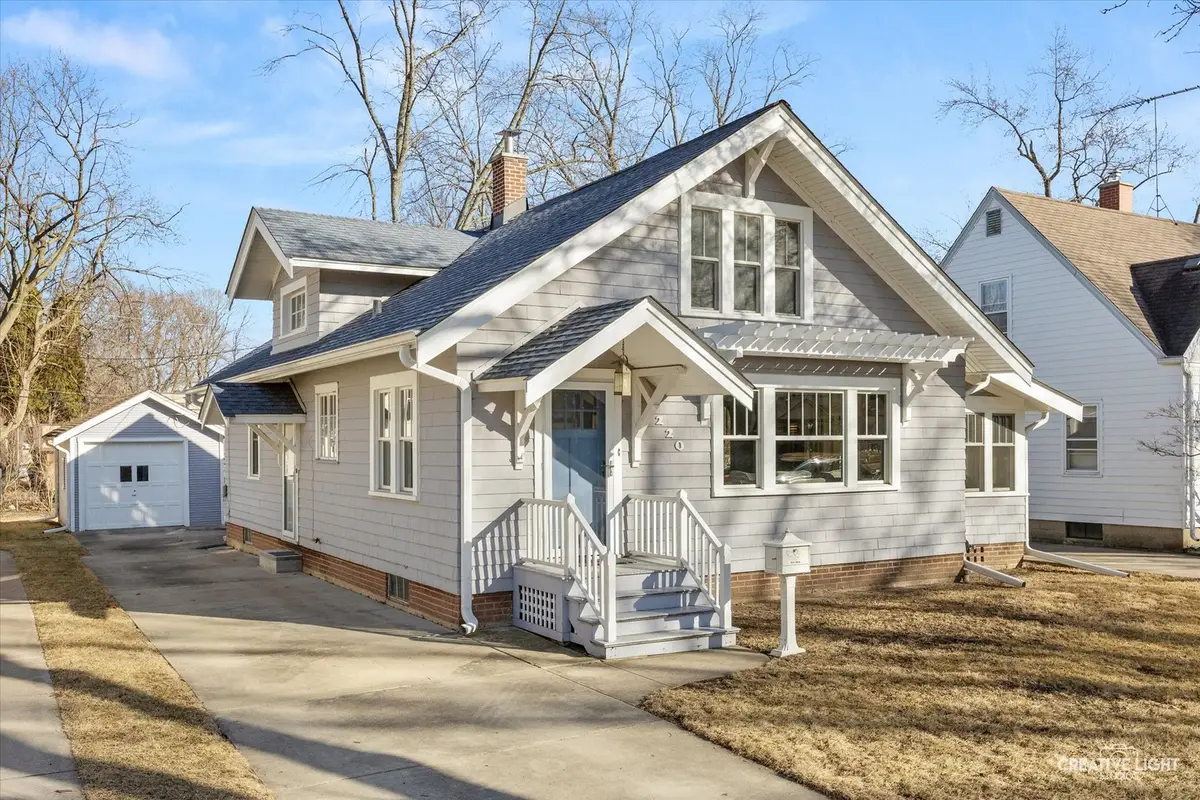 220 S Calumet Avenue, Aurora, IL 60506 - #1