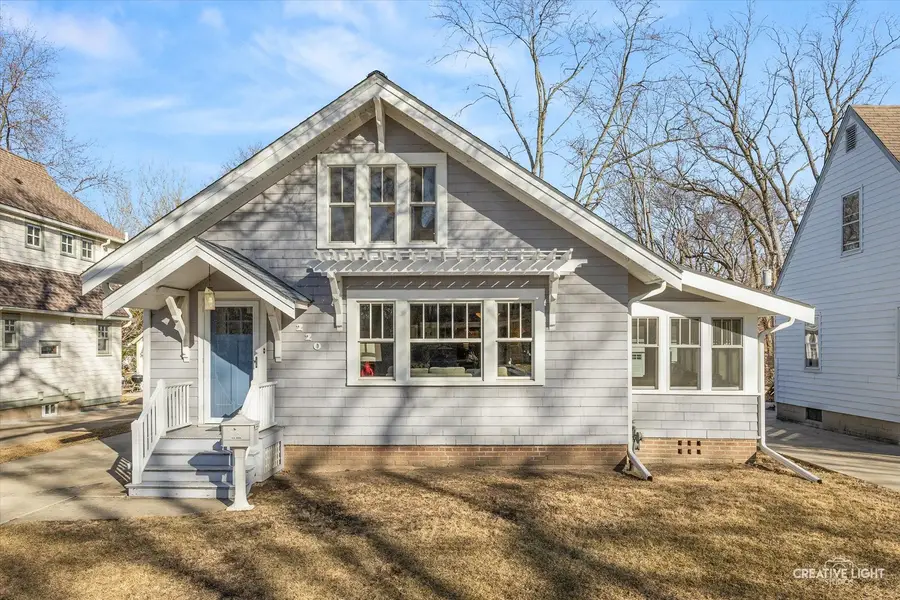 220 S Calumet Avenue, Aurora, IL 60506 - #2