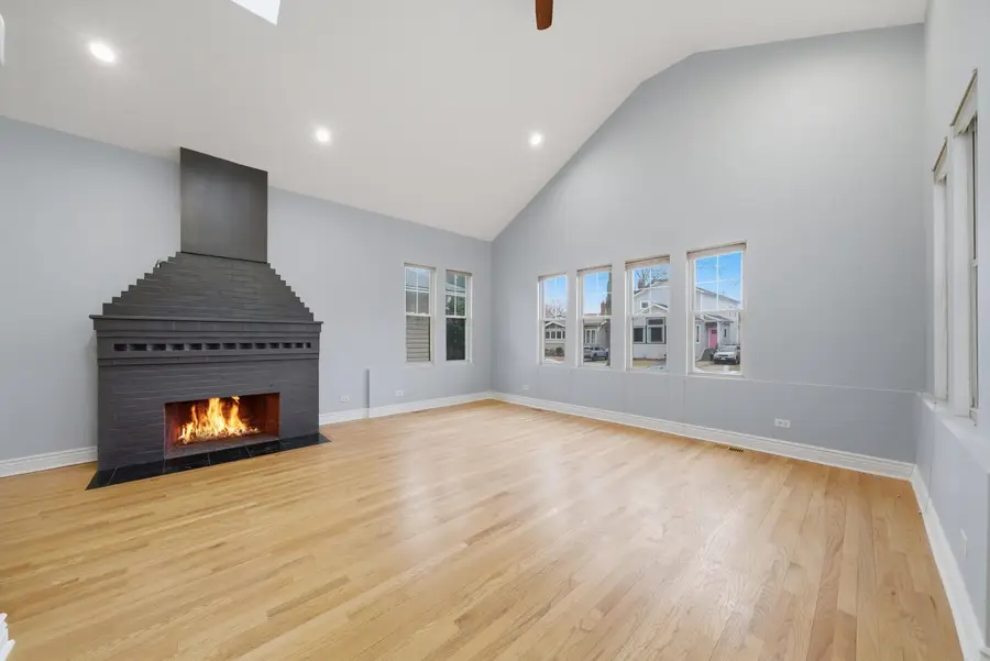 4545 N Lawndale Avenue, Chicago, IL 60625 - #2