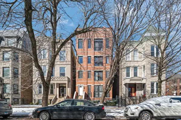 3652 N Fremont Street #3, Chicago, IL 60613