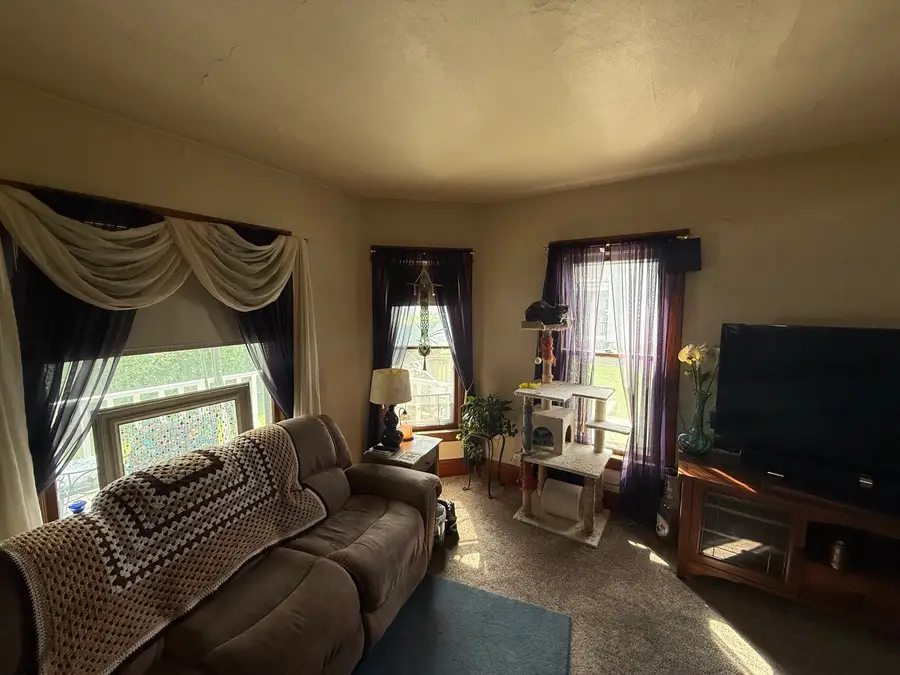 2528 Farnam Street, Davenport, IA 52803 - #2