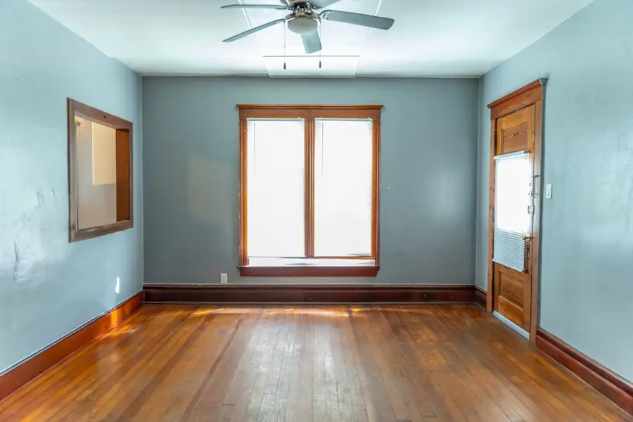 302 E Prospect Terrace, Freeport, IL 61032 - #2