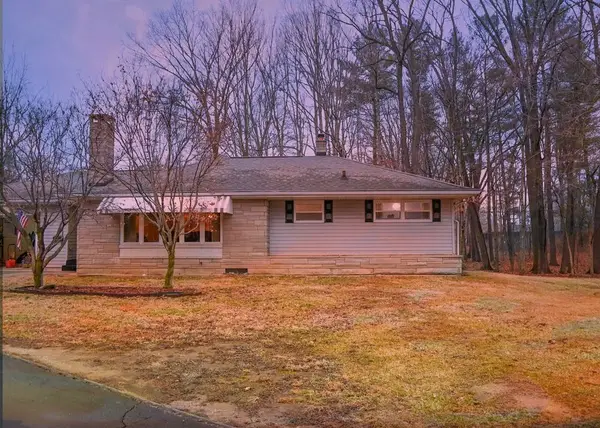 1305 Vacketta Drive, Danville, IL 61832