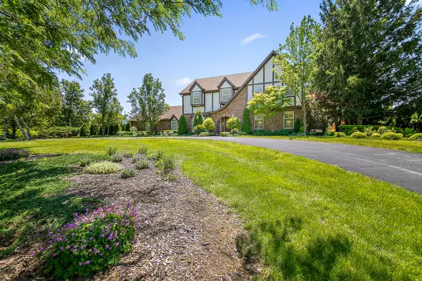 13423 Hunt Master Lane, Lemont, IL 60439