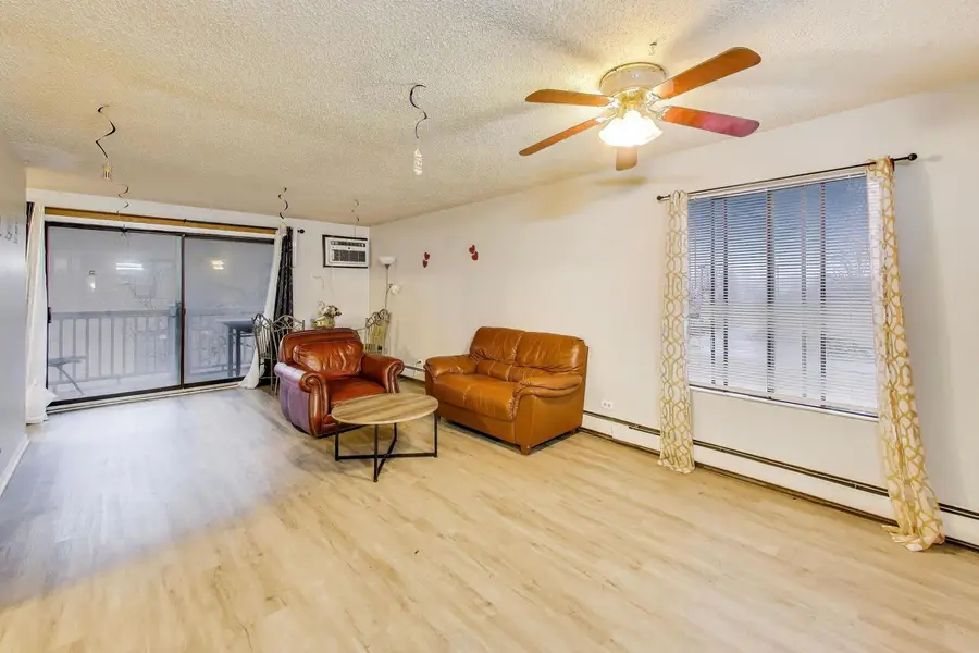 121 Gregory Street #7, Aurora, IL 60504 - #2