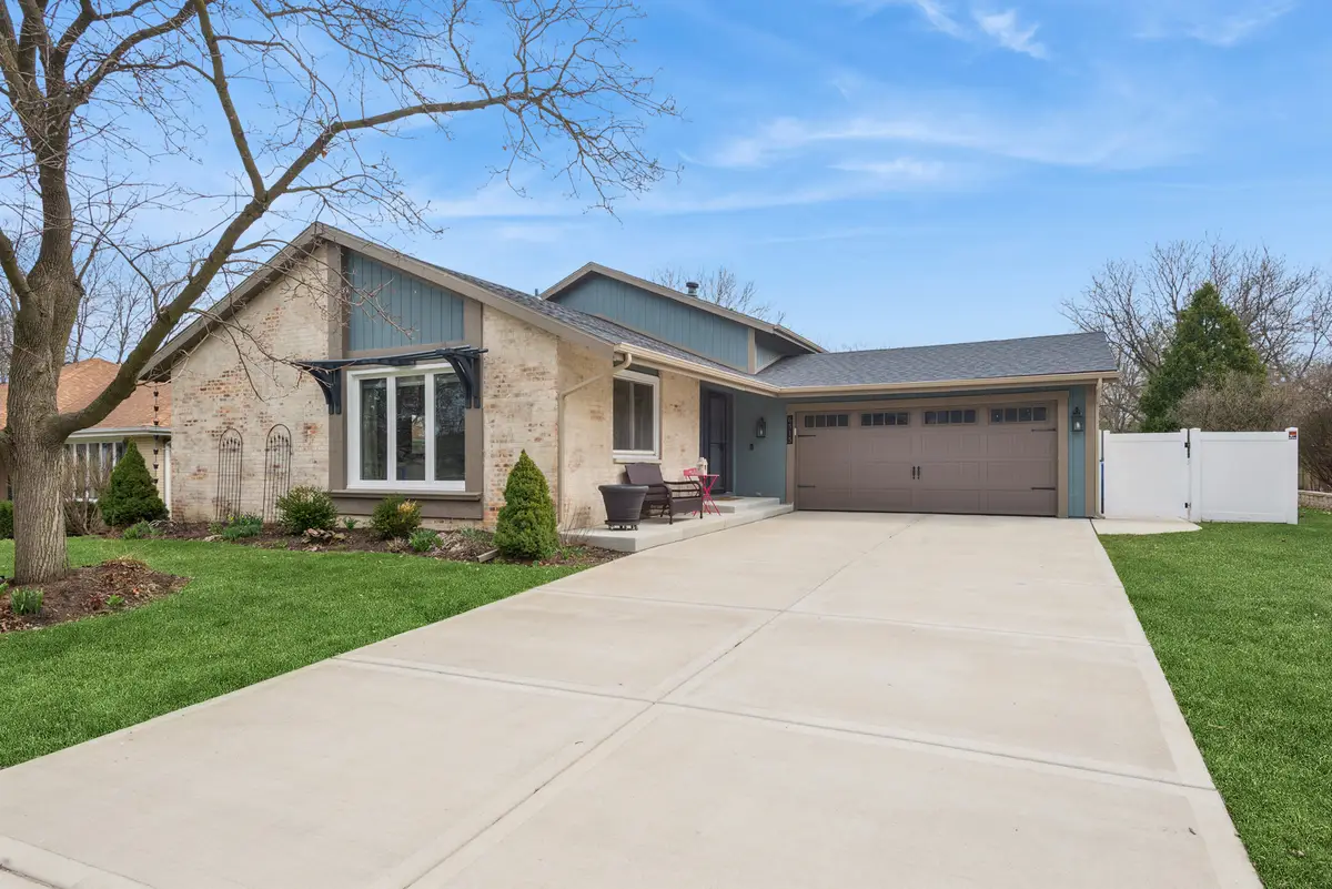 6515 Deerpath Court, Lisle, IL 60532 - #1