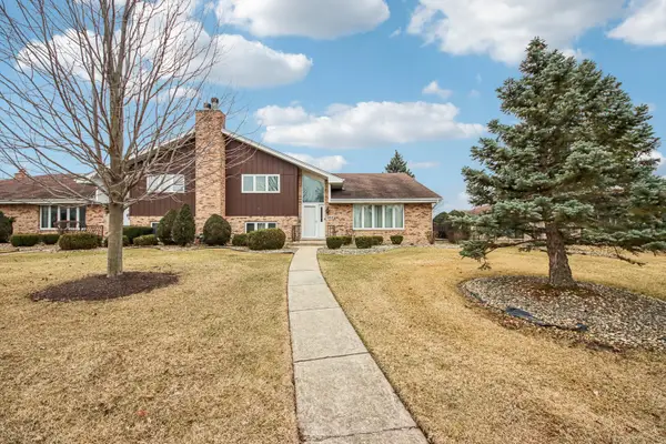 10515 Eagle Ridge Drive, Orland Park, IL 60467