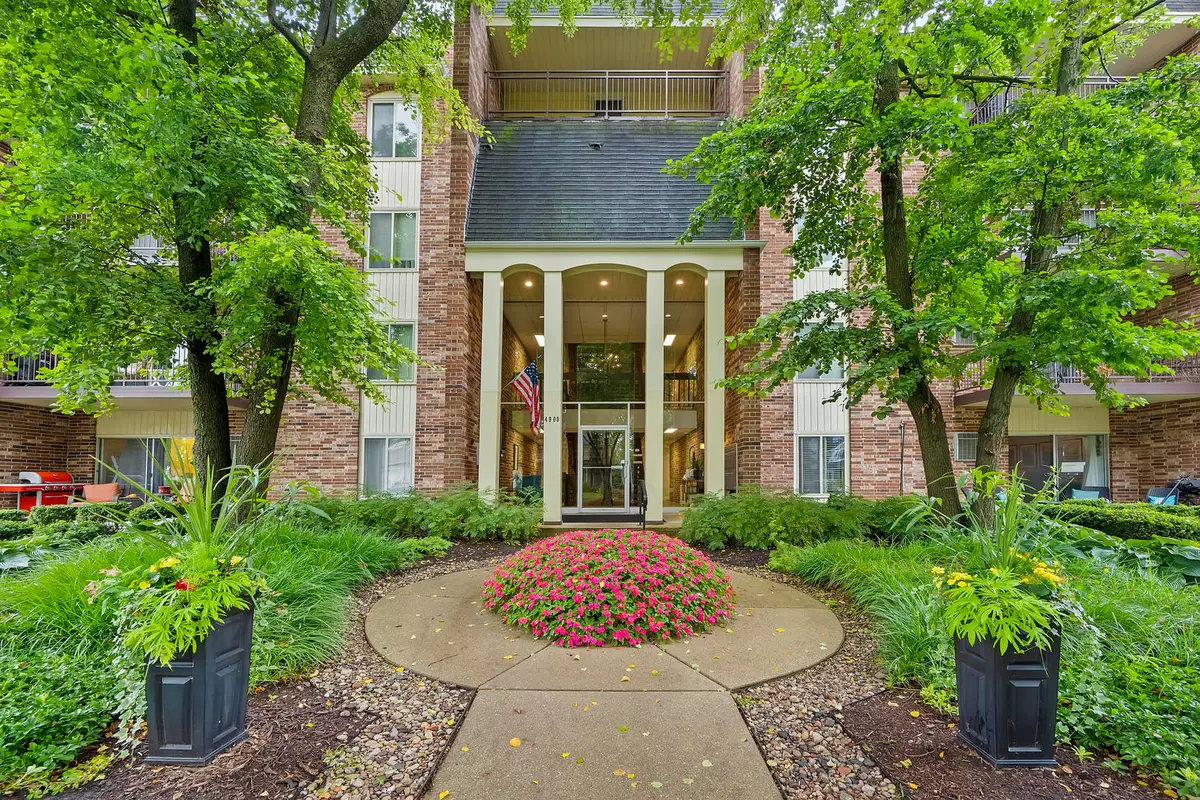 4900 Forest Avenue #108, Downers Grove, IL 60515 - #1