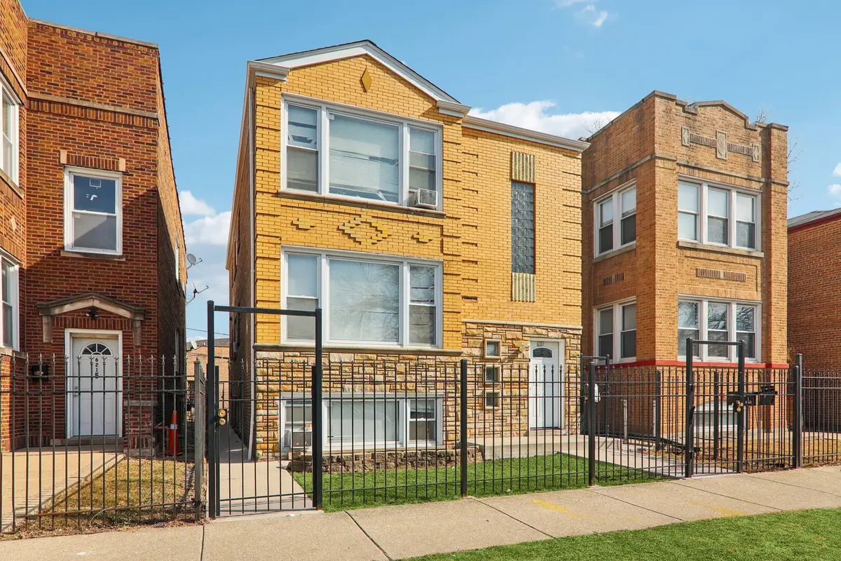 6217 S Seeley Avenue, Chicago, IL 60636 - #1