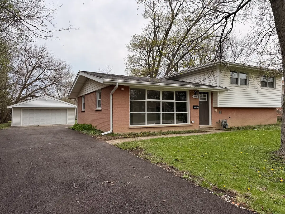19050 John Avenue, Country Club Hills, IL 60478 - #1