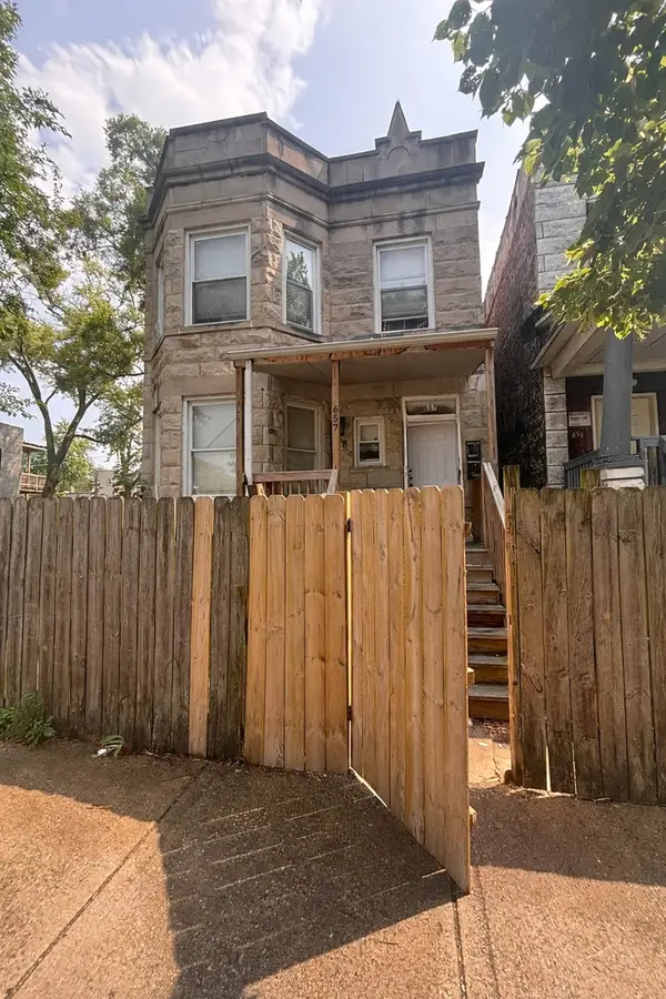 657 N Christiana Avenue, Chicago, IL 60624