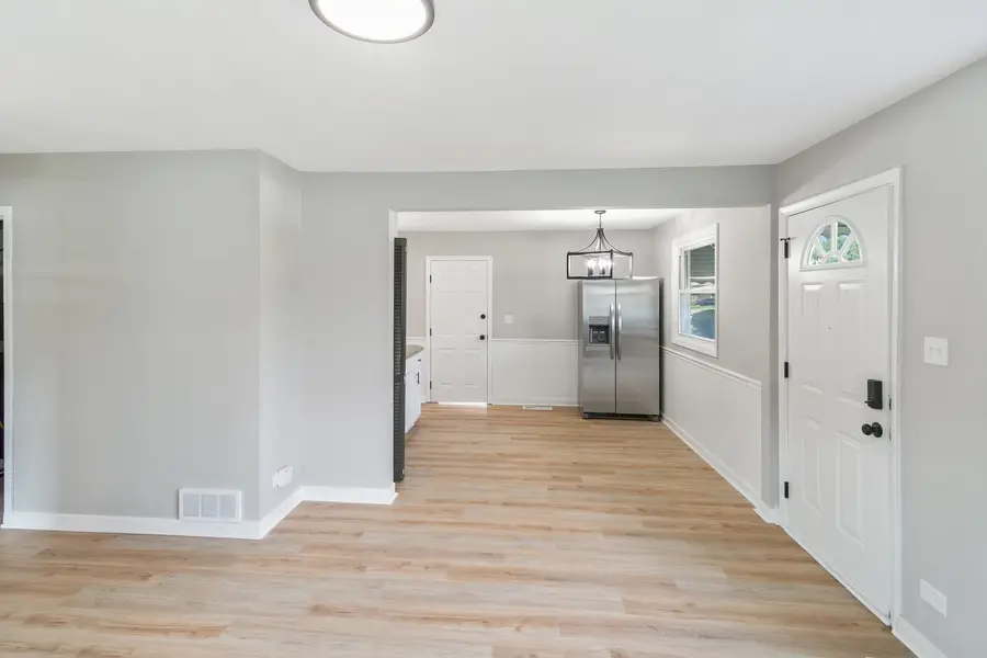 15332 Dante Avenue, Dolton, IL 60419 - #3