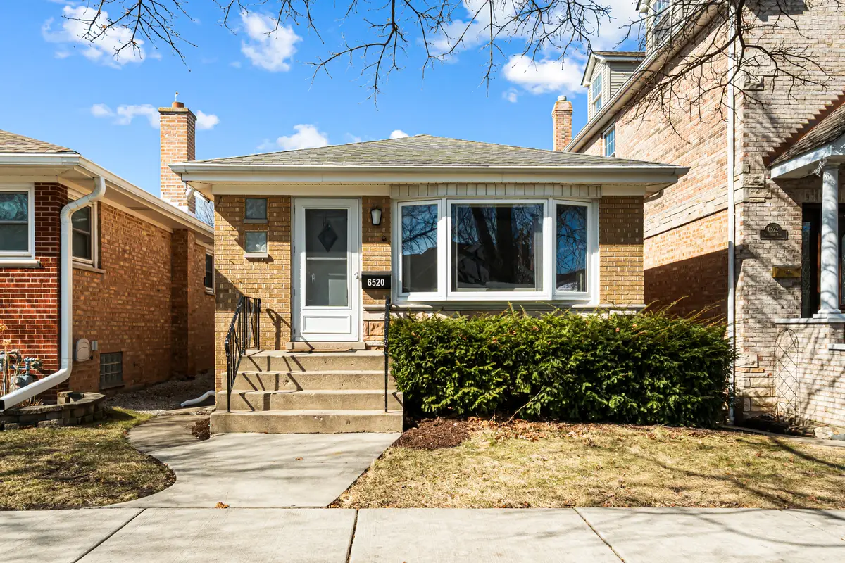 6520 N Oshkosh Avenue, Chicago, IL 60631 - #1