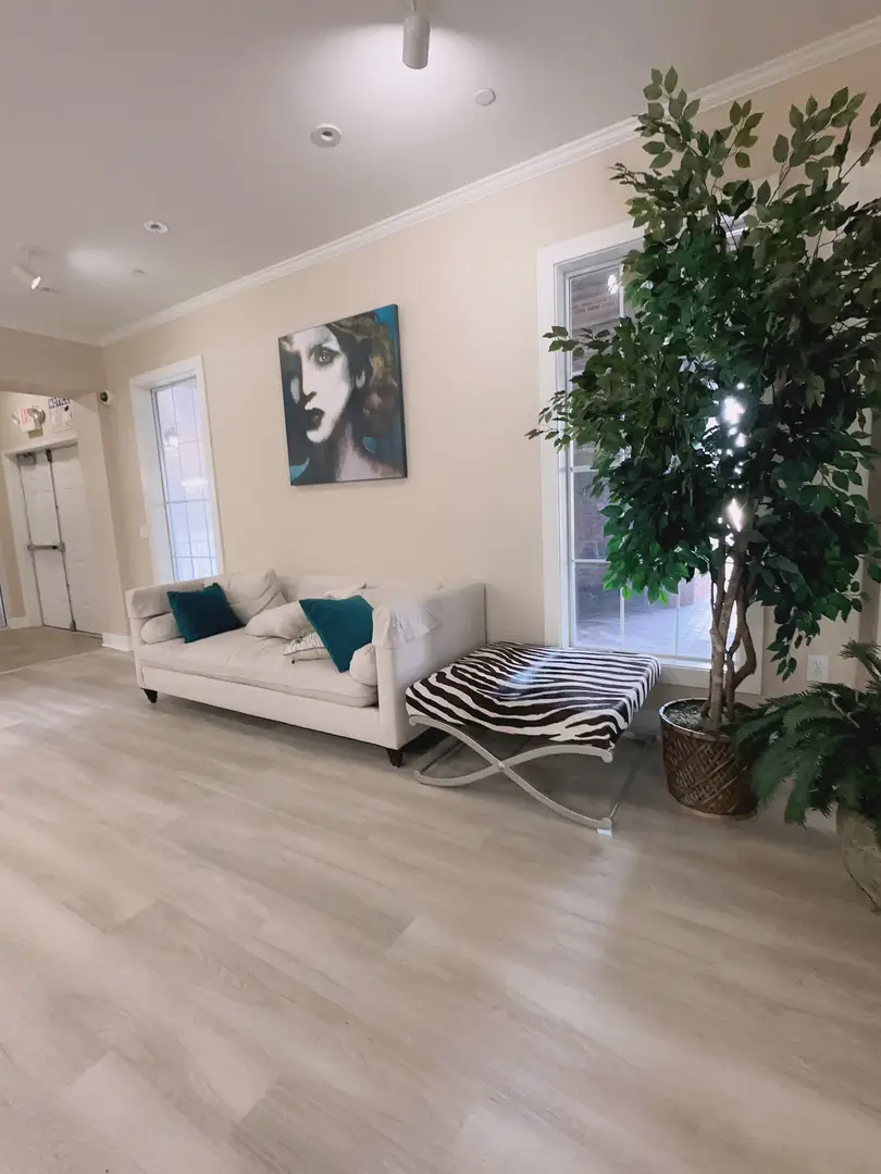 Address Withheld By Seller, Urbana, IL 61801 - #2