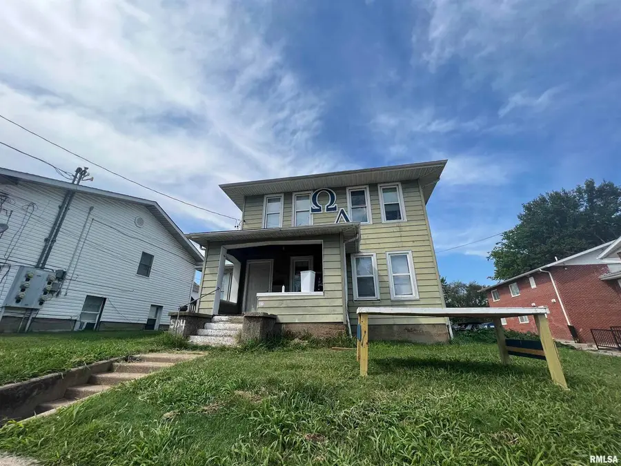 504 W Mill Street, Carbondale, IL 62901 - #2