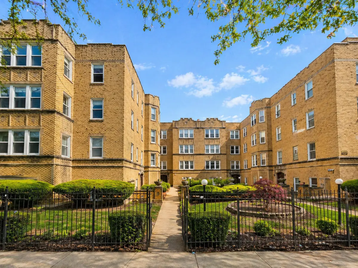 6312 N Richmond Street #2B, Chicago, IL 60659 - #1