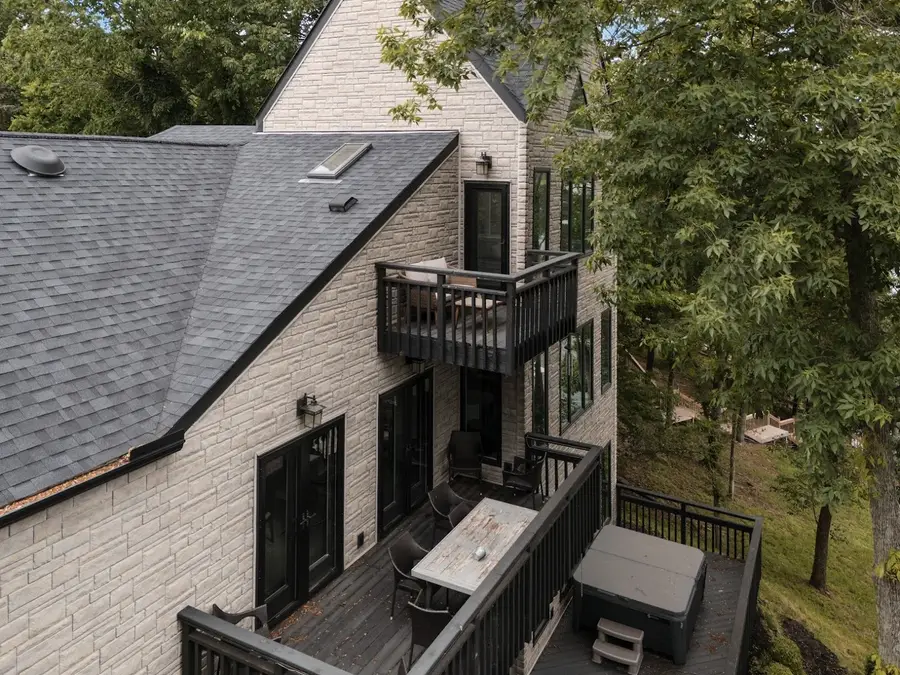 1225 Pebble Point Road, Marion, IL 62959 - #3