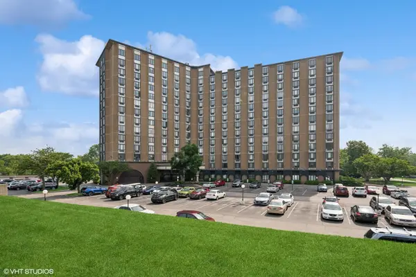 1 Renaissance Place #3PH, Palatine, IL 60067