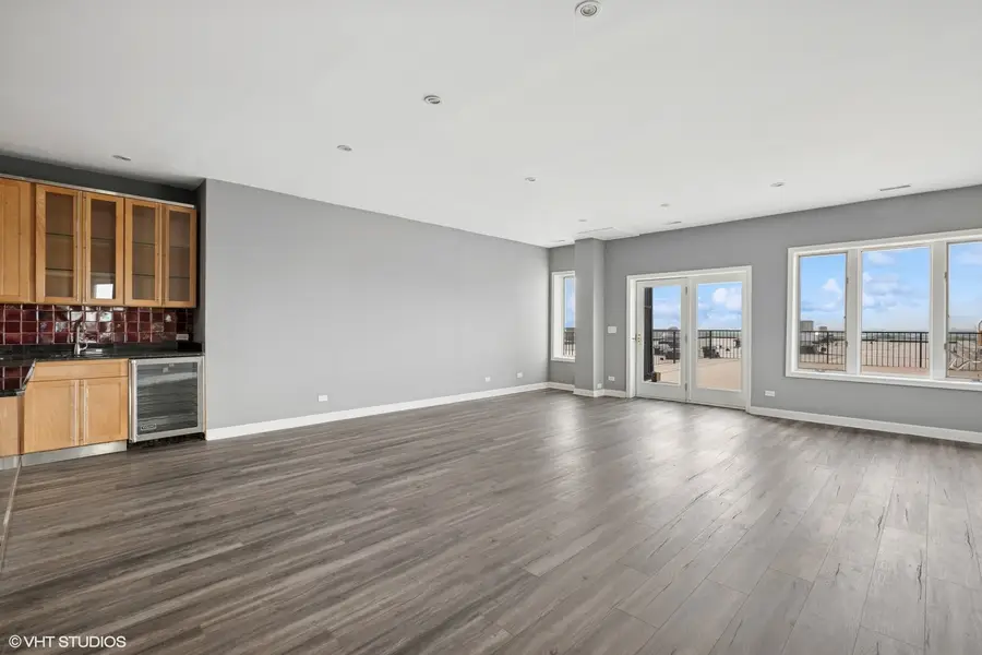 1 Renaissance Place #3PH, Palatine, IL 60067 - #3