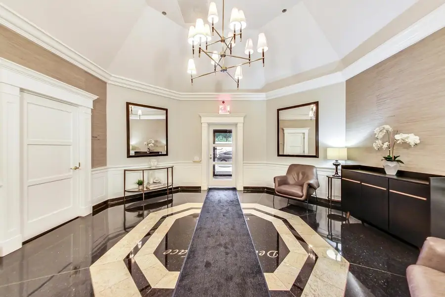 33 W Delaware Place #21H, Chicago, IL 60610 - #3