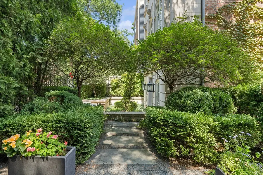 1755 N Mohawk Street, Chicago, IL 60614 - #2