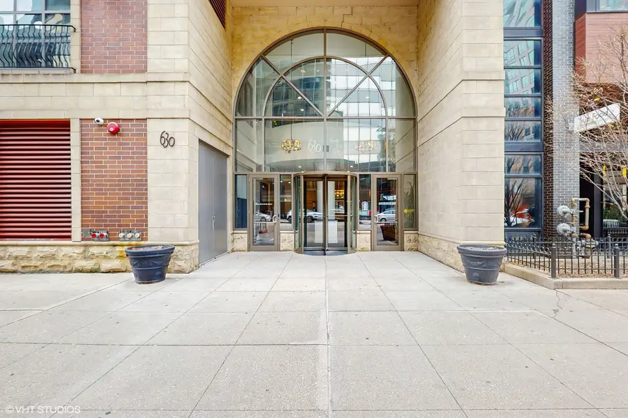 630 N State Street #2403, Chicago, IL 60654 - #3