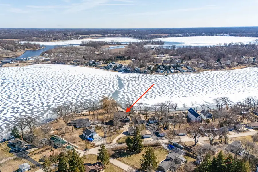 42429 N Woodbine Avenue, Antioch, IL 60002 - #2