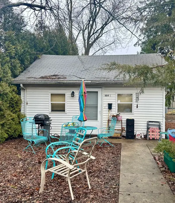 604 E Houghton Street, Tuscola, IL 61953