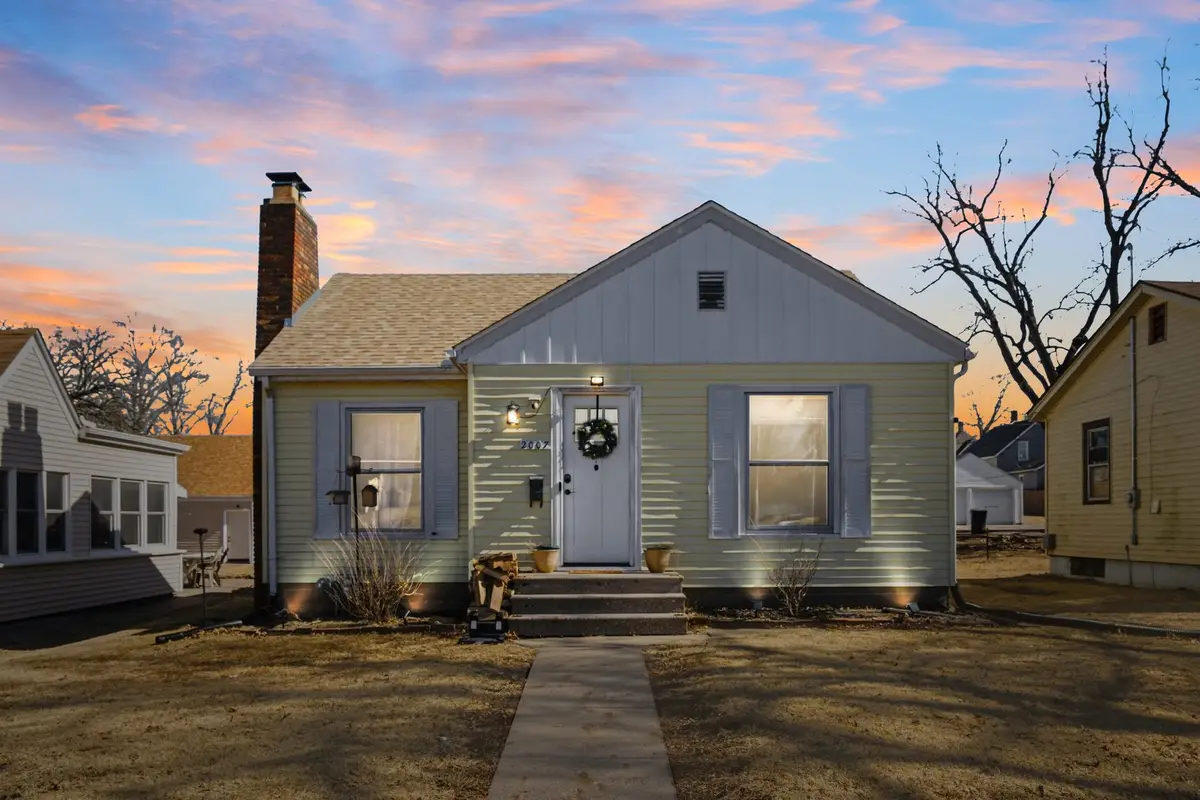 2007 Warren Street, Davenport, IA 52804 - #1