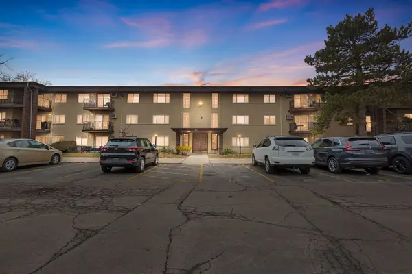 525 S Cleveland Avenue #208, Arlington Heights, IL 60005